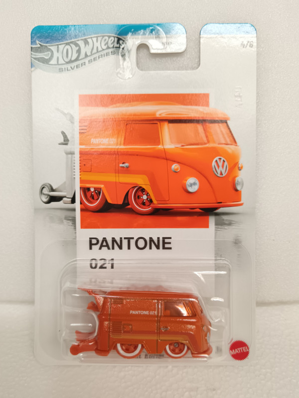 Hot Wheels Pantone VW Kool Kombi