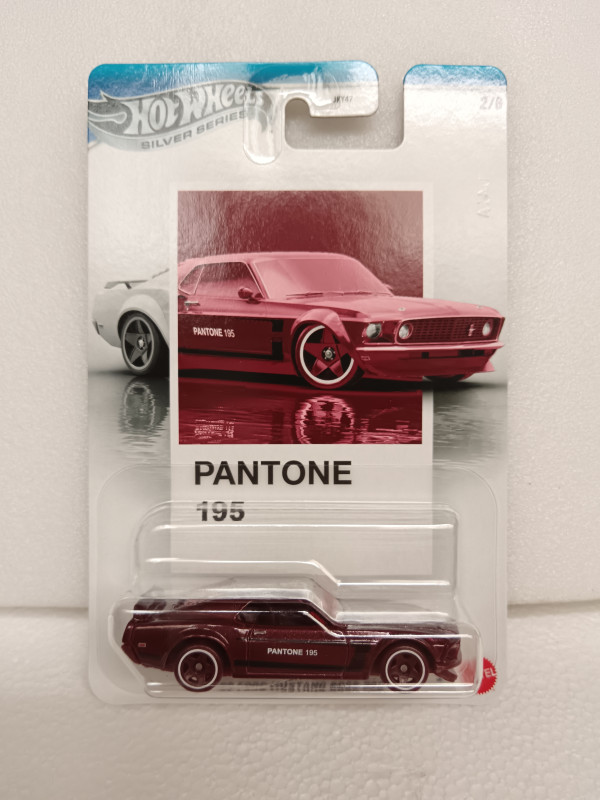 Hot Wheels Pantone Ford Mustang Boss 302
