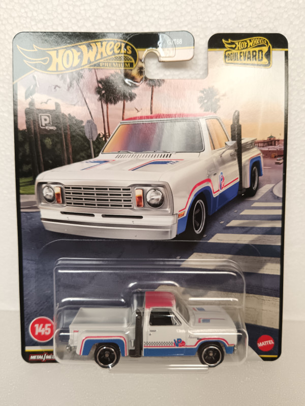Hot Wheels Boulevard Dodge pickup